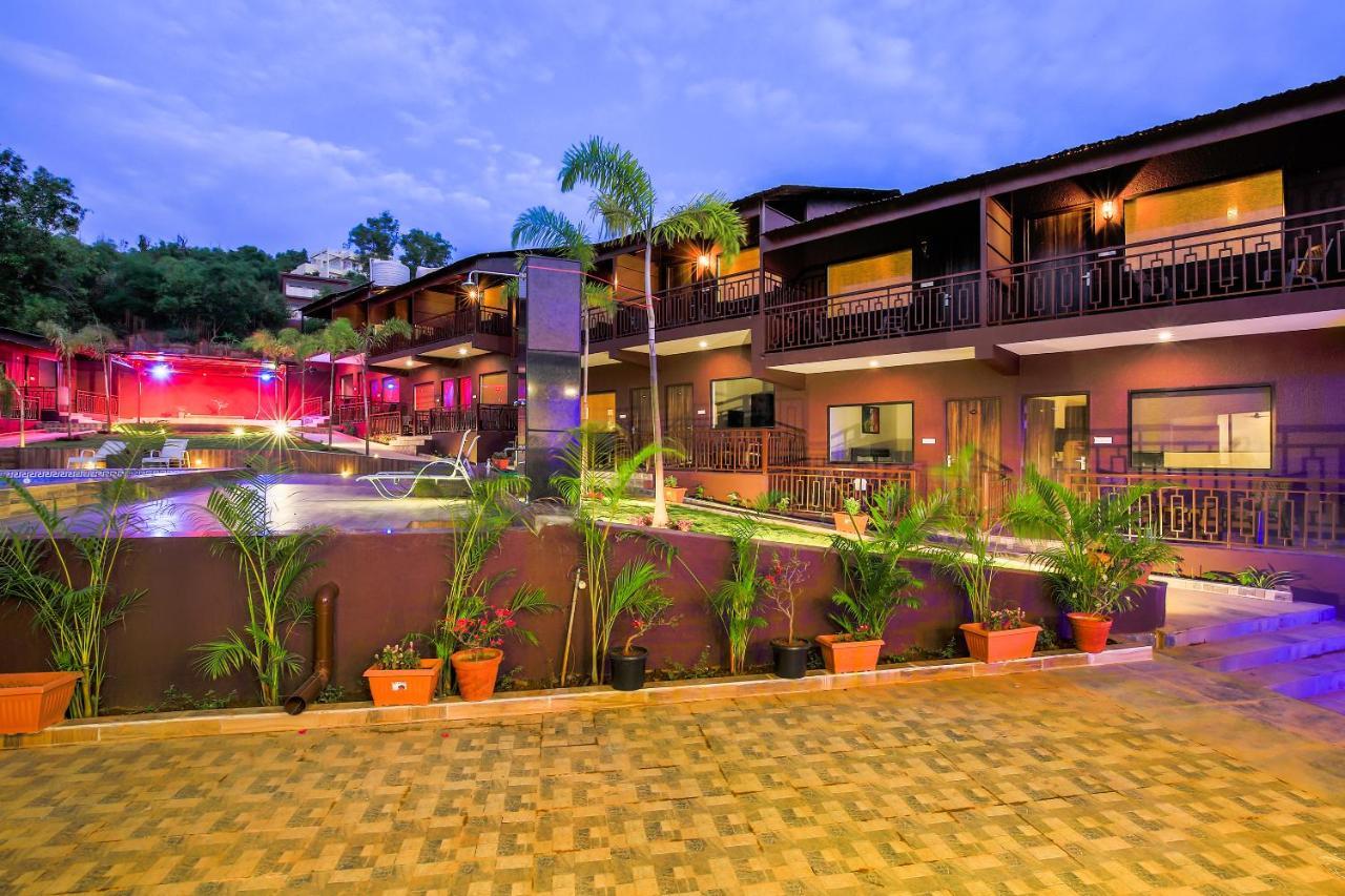 Capital O 18910 La Gracia Resort Morjim Exterior foto